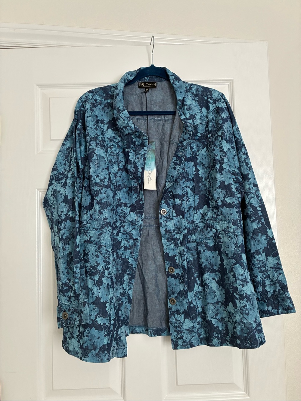 DG2 by Diane Gilman Teal and Navy Floral Button Jacket